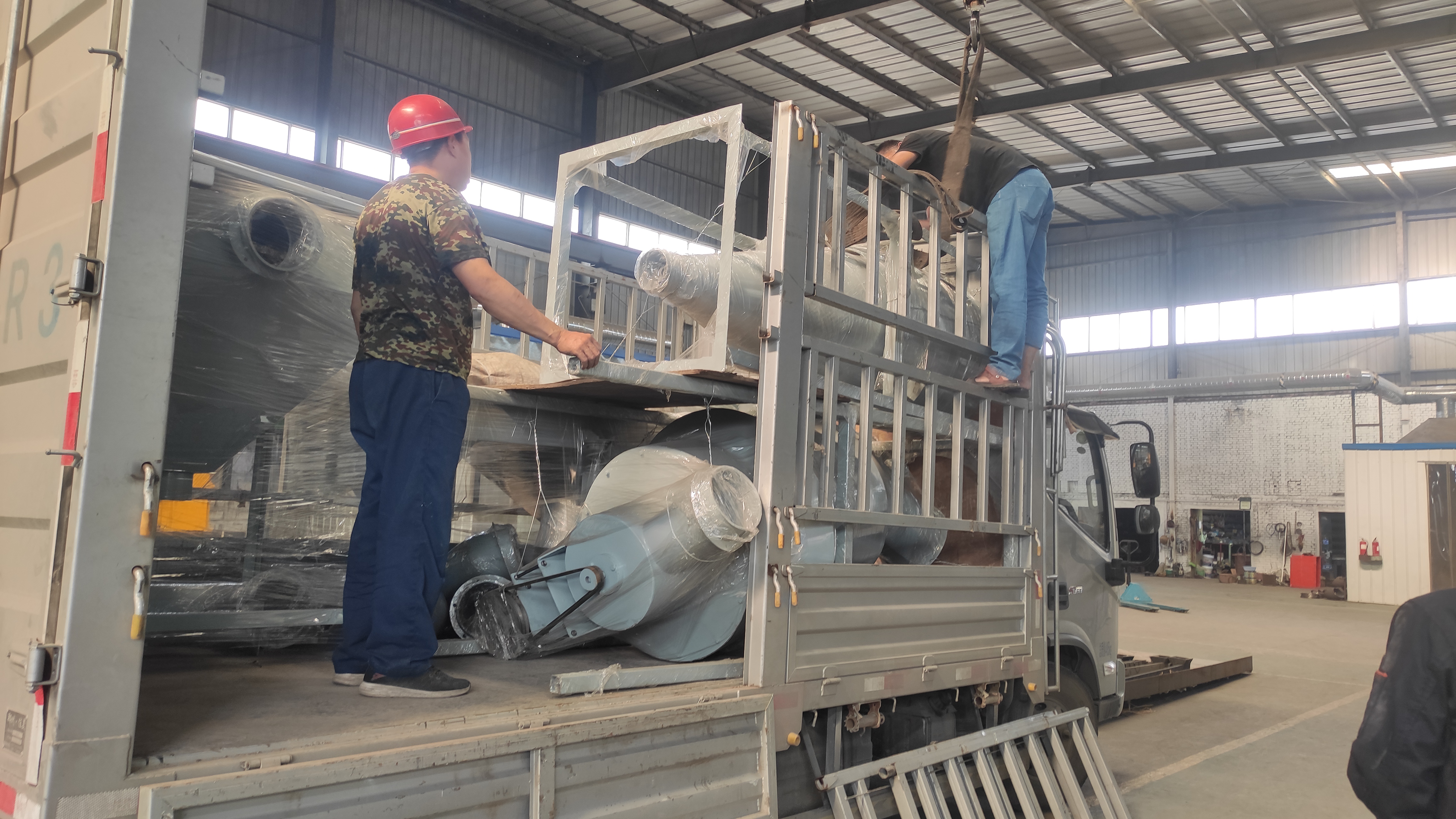 鋰離子電池破碎設(shè)備的“漂洋過海”的記錄